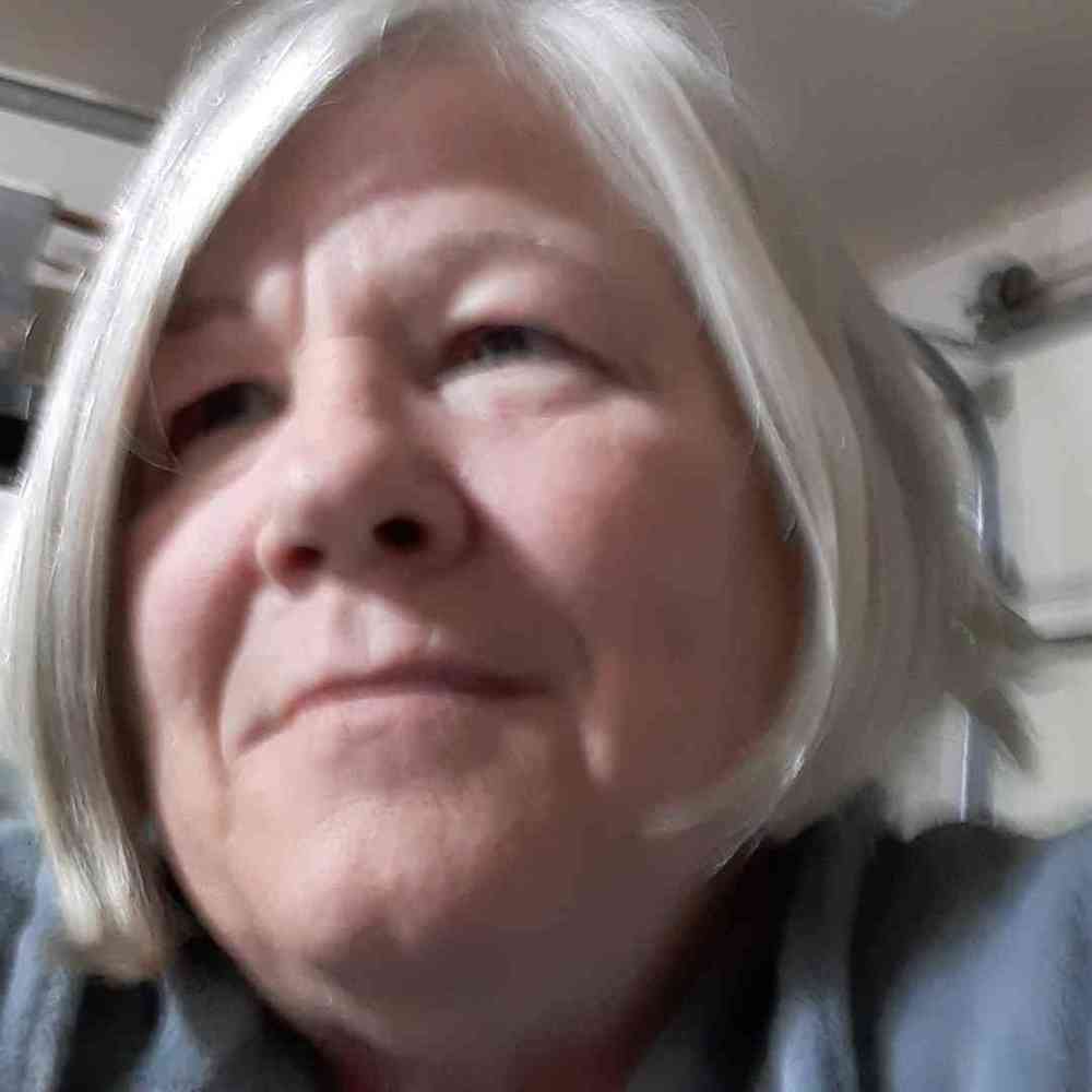 Meet your Posher, Linda